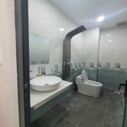 Cần cho thuê nhà MT 68B Đồng Nai P.15 Q.10