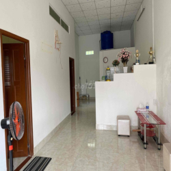 Cho Thuê nhà nguyên căn có nội thất , ưu tiên gia đình cbcnv ở đi làm