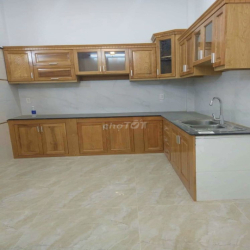 Cần cho thuê nhà MT 68B Đồng Nai P.15 Q.10