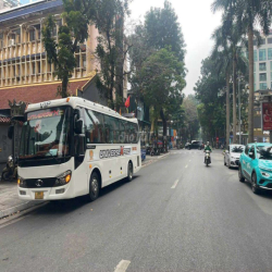 cho thuê nhà ở 3 tầng full nội thất