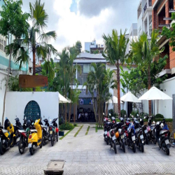 THẢO ĐIỀN 20M X 30M TRỆT 2 LẦU SÂN VƯỜN 