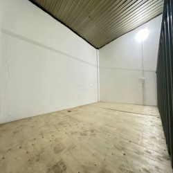 Cho Thuê Phòng Trọ Có Gác Cao, Ngay Đường Dương Đình Hội Quận 9