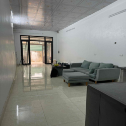 Cần cho thuê nhà cấp 4 tại ngõ 33 Ngọc Đại phường đại mỗ sát cạnh học
