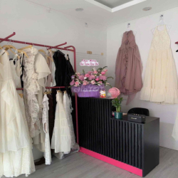 chuyển nhượng mặt bằng shop cho thuê váy