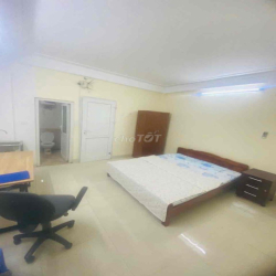 Chính chủ cho thuê nhà 28E ngõ 32 Hạ Yên ( hoặc ngõ 251 Nguyễn Khang)