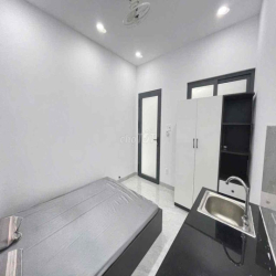 Khau Trương Căn Hộ Studio - 25m2 - Ful Nội Thất - Ban Công- Phú Nhuận
