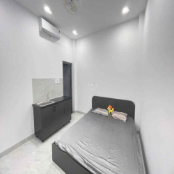 Khau Trương Căn Hộ Studio - 25m2 - Ful Nội Thất - Ban Công- Phú Nhuận