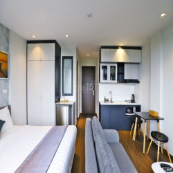 Cho Thuê Căn Hộ Dịch Vụ Studio Cao Cấp 35m² Âu Cơ Tây Hồ Hà Nội