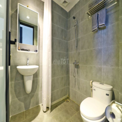 Cho Thuê Căn Hộ Dịch Vụ Studio Cao Cấp 35m² Âu Cơ Tây Hồ Hà Nội