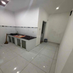 nhà thuê MTKD Nguyễn quý Yêm an lạc bình Tân DT 60m giá 9tr