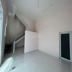 Cho thuê kho xưởng 700m2 TL835D Phước Vân, Cần Đước, Long An