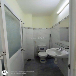 Mặt tiền kinh doanh đường Đỗ Nhuận gần Aeon Tân Phú 2 tầng 2PN-2WC