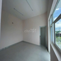 Cho thuê kho xưởng 700m2 TL835D Phước Vân, Cần Đước, Long An