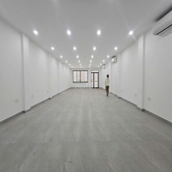 ​NHÀ ĐẸP NHƯ HÌNH – MẶT TIỀN 8M TRƯỜNG SA – CHỈ 90 TRIỆU