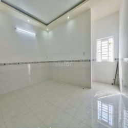 Cho Thuê Nhà Trệt 2 Lầu Sân Thượng KDC Cửu Long, Cần Thơ