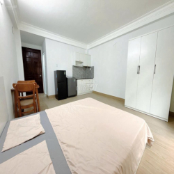 Phòng mới 38m Full nội thất Phan Đăng Lưu Phú Nhuận.Dọn vô ở liền