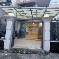 cho thuê đất 50m2 Bình Thạnh hẻm tới nhà