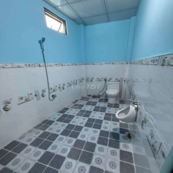 CHO THUÊ XƯỞNG MỚI XÂY THỚI TAM THÔN - HOCMON. GIÁ: 20 TRIỆU