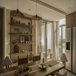 CHỦ NHÀ TỰ THIẾT KẾ - ĐỂ LẠI CHO THUÊ 2 TẦNG TRONG NHÀ NGUYÊN CĂN ĐẸP