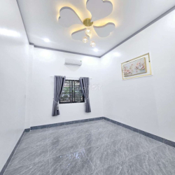 9 CHỦ BÁN NHÀ MỚI 100% KIỂU TÂN CỔ ĐIỂN 100M2 ĐƯỜNG XE 6T THÔNG