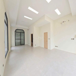 Cho thuê căn góc Shophouse 99m2, 5 tầng tại KĐT The Manor Central Park