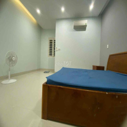 Cho thuê nhà đường Trịnh Lỗi giá 17tr/tháng