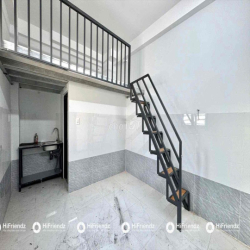 CHO THUÊ CĂN HỘ 3tr1-3tr5 CÓ MÁY LẠNH- THANG MÁY PHAN HUY ÍCH P15 GV