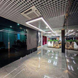 Văn phòng cho thuê view đẹp Q4