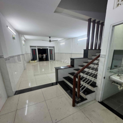 🔰CHO THUÊ NHÀ MỚI 4PN 5WC HẺM 519/ NGUYỄN VĂN KHỐI P8 GV