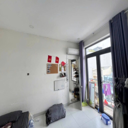 12TR- NHÀ 1 TRỆT 3 LẦU, 3PN+ MÁY LẠNH, ĐƯỜNG 8M NGAY HIỆP BÌNH