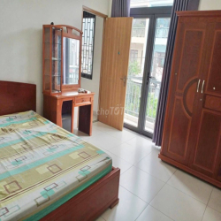 12TR- NHÀ 1 TRỆT 3 LẦU, 3PN+ MÁY LẠNH, ĐƯỜNG 8M NGAY HIỆP BÌNH