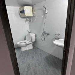 Phòng trọ Tình Quang, Giang Biên 50m2 (đã bao gồm gác xép 18m2)