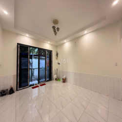 NHÀ NGUYÊN CĂN 50M2 NGAY TÁM DANH TẠ QUANG BỬU