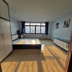 CHO THUÊ NHÀ NC MẶT TIỀN KÊNH TÂN HOÁ Q.TP vị trí siêu đẹp