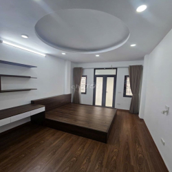 CHO THUÊ NHÀ RIÊNG THANH NHÀN - CHÙA QUỲNH - HBT. 3PN, 3VS - 12 TRIỆU