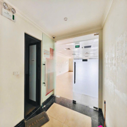 Cho thuê văn phòng Láng Hạ - Đống Đa 115m2 chỉ 17tr bãi oto đỗ cửa