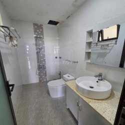 CHO THUÊ NHÀ NC MẶT TIỀN KÊNH TÂN HOÁ Q.TP vị trí siêu đẹp