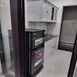 Cho thuê văn phòng phố Lạc Long Quân,tây hồ,hà nội,dtsd 150m2,