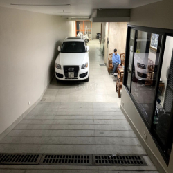 Cho thuê văn phòng phố Lạc Long Quân,tây hồ,hà nội,dtsd 150m2,