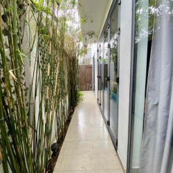 CHO THUÊ VILLA SÂN VƯỜN 2PN GẦN CẦU THUẬN PHƯỚC