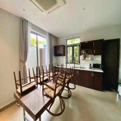 CHO THUÊ VILLA SÂN VƯỜN 2PN GẦN CẦU THUẬN PHƯỚC