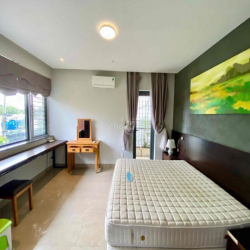 CHO THUÊ VILLA SÂN VƯỜN 2PN GẦN CẦU THUẬN PHƯỚC