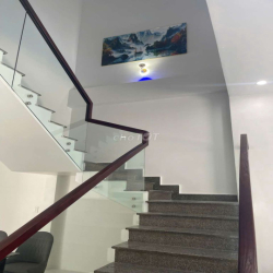 Bán gấp nhà 2tầng trung tâm quận cảm lệ Đà Nẵng