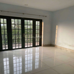 Cần Cho thuê nhà mặt tiền TTN 17.DT 4 x20 .1 trệt 1 Lửng 2 Lầu 4PN 4WS