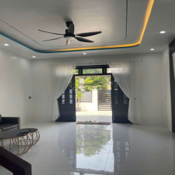 Bán gấp nhà 2tầng trung tâm quận cảm lệ Đà Nẵng