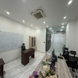 Cho thuê văn phòng tầng trệt KDT Vạn Phúc city giá 12tr