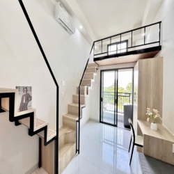  DUPLEX QUẬN 7 – 2 PN – BAN CÔNG – MÁY GIẶT RIÊNG – FULL NỘI THẤT MỚI