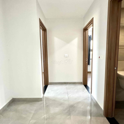 CHO THUÊ GẤP CĂN GÓC 2PN2WC LEGACY FREE BƠI, GYM, CÔNG VIÊN RỘNG, …