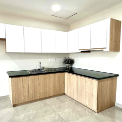 CHO THUÊ GẤP CĂN GÓC 2PN2WC LEGACY FREE BƠI, GYM, CÔNG VIÊN RỘNG, …