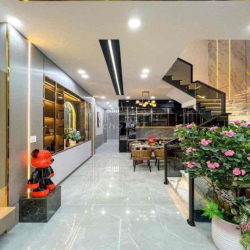 Bán nhà 1 trệt 2 lầu hướng Đông Nam- Kdc Hồng Loan